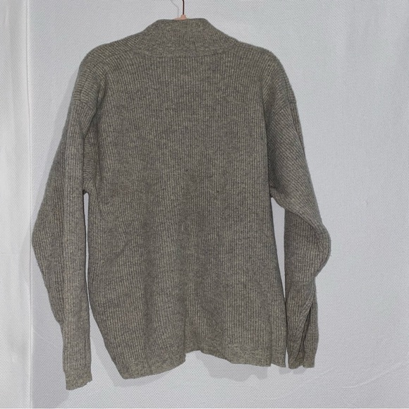 Eddie Bauer 100% Wool Vneck Pullover Sweater | Eddie Bauer Wool Sweater - Picture 3 of 12